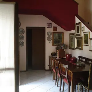 Maison D'este Bed & Breakfast
