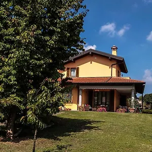 Camelia Bed & Breakfast
