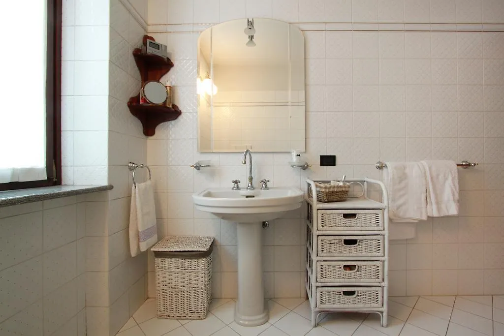 Bed & Breakfast B&B Villa Patrizia Casnate Con Bernate Italy