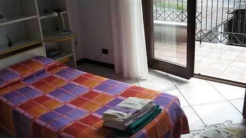 B&B Villa Patrizia Casnate Con Bernate Bed & Breakfast
